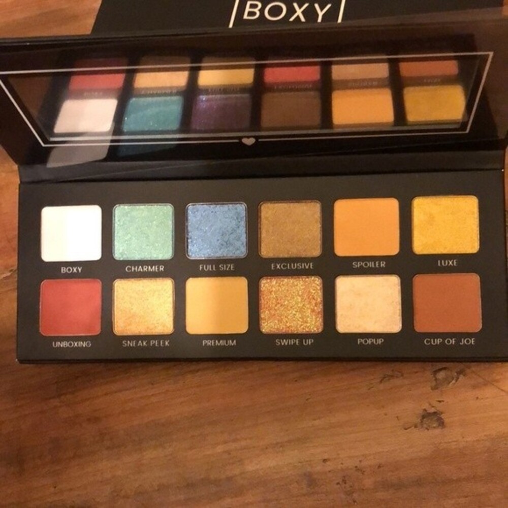 Hello charmer boxycharm exclusive eyeshadow palette